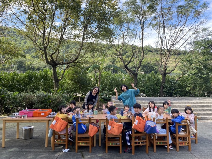 112學年度校園野餐日圖片